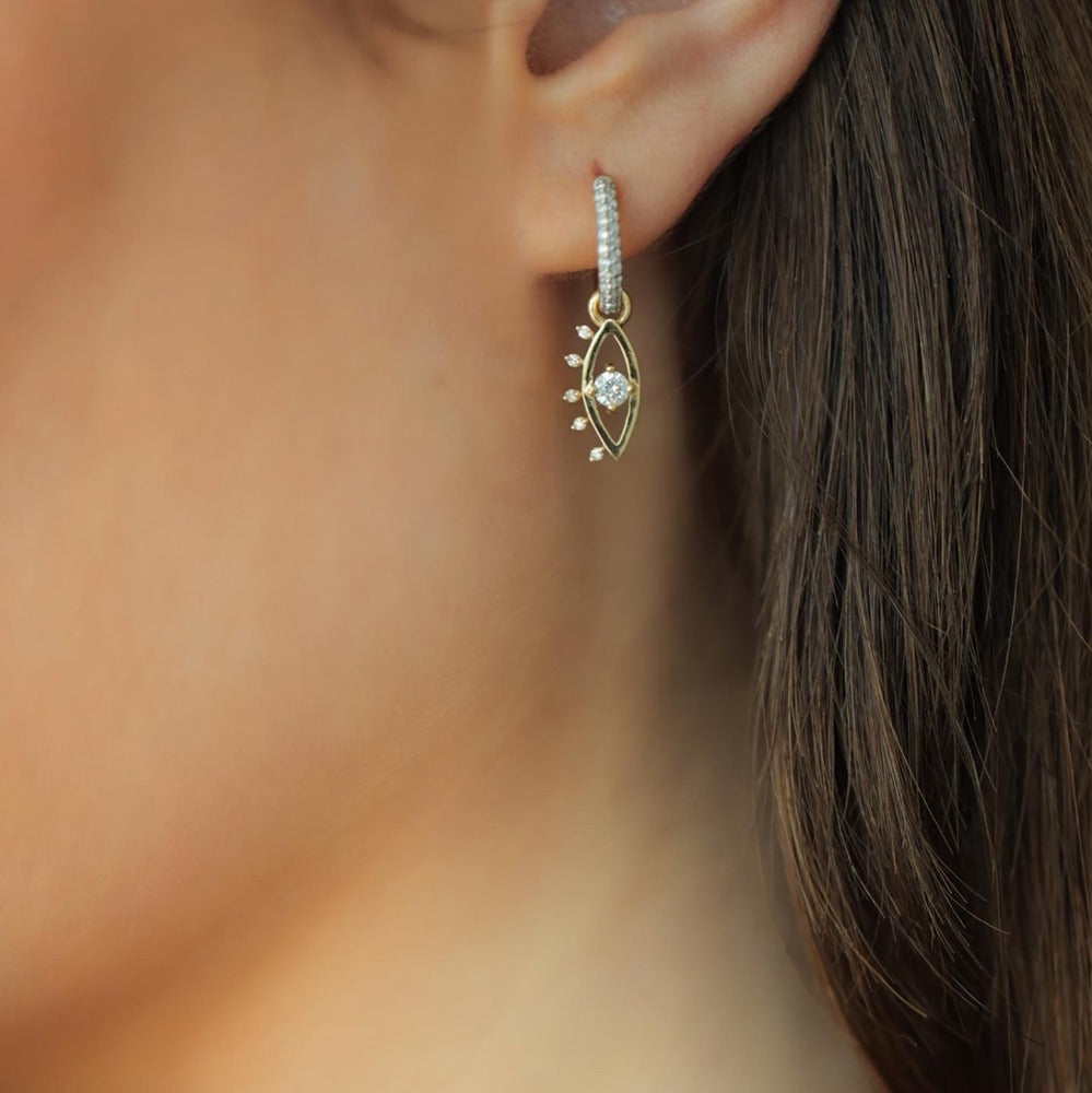 Eye Earring