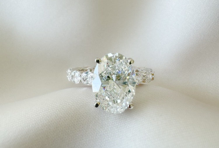 Oval Engagement Ring